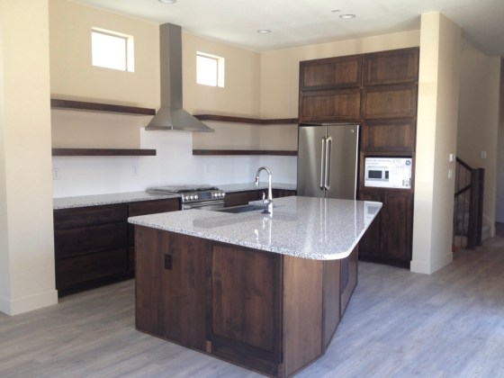 brookfield-spec-home-backsplash