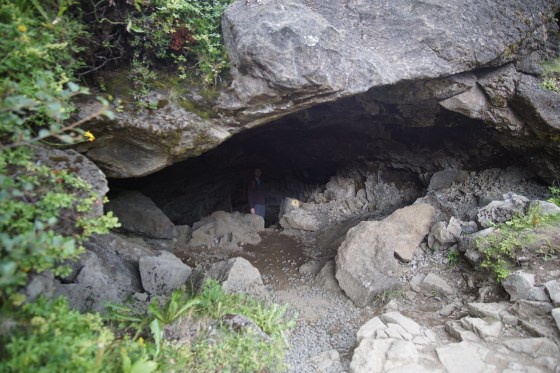 glymur cave entrance